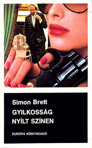 Simon Brett: Gyilkosság nyílt színen